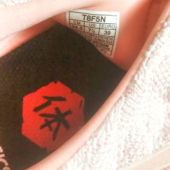 Asics Hypergel Kenzen Ankle High Running Sneaker - Picture 7 of 9